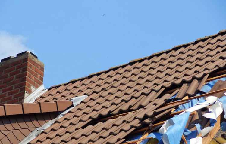 how-to-fix-a-roof-leak-roofscour